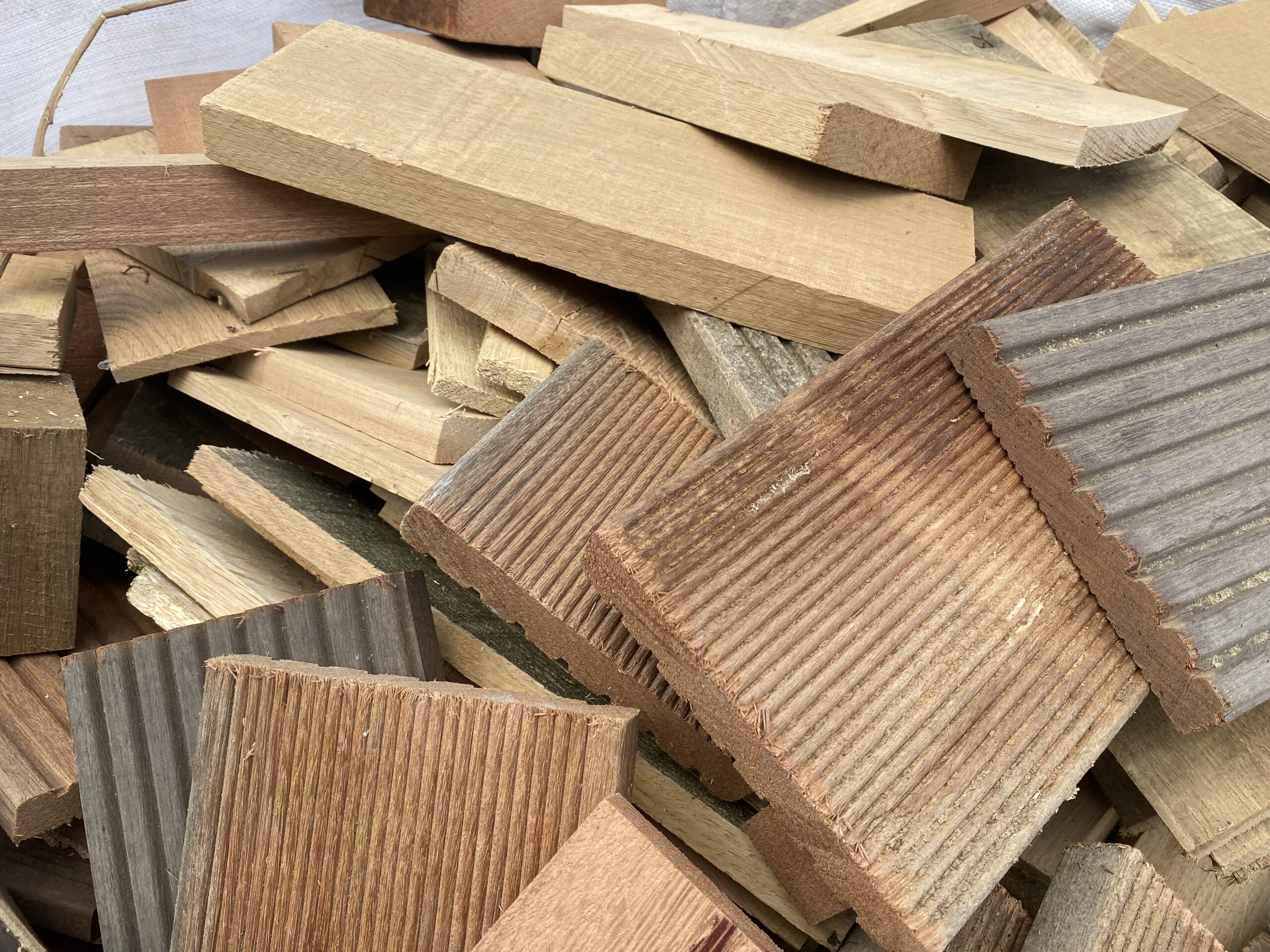 Haardhout Mix Hardhout – 1 Kuub Gedroogd Brandhout